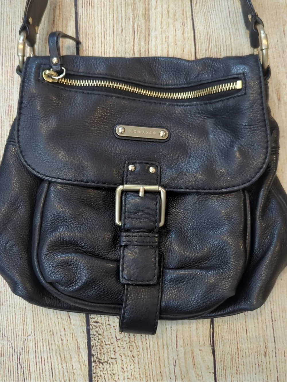 Michael Kors Y2K Black Leather Crossbody Bag - Picture 2 of 11